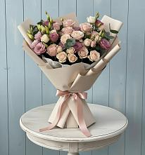 Букет цветов из:  Розы и Лизиантусы #REPLACE_PRED# Елизаветинской Краснодарского края