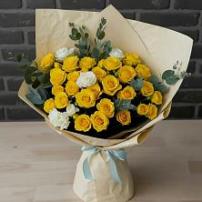 Букет цветов из:  Розы в Елизаветинской Краснодарского края