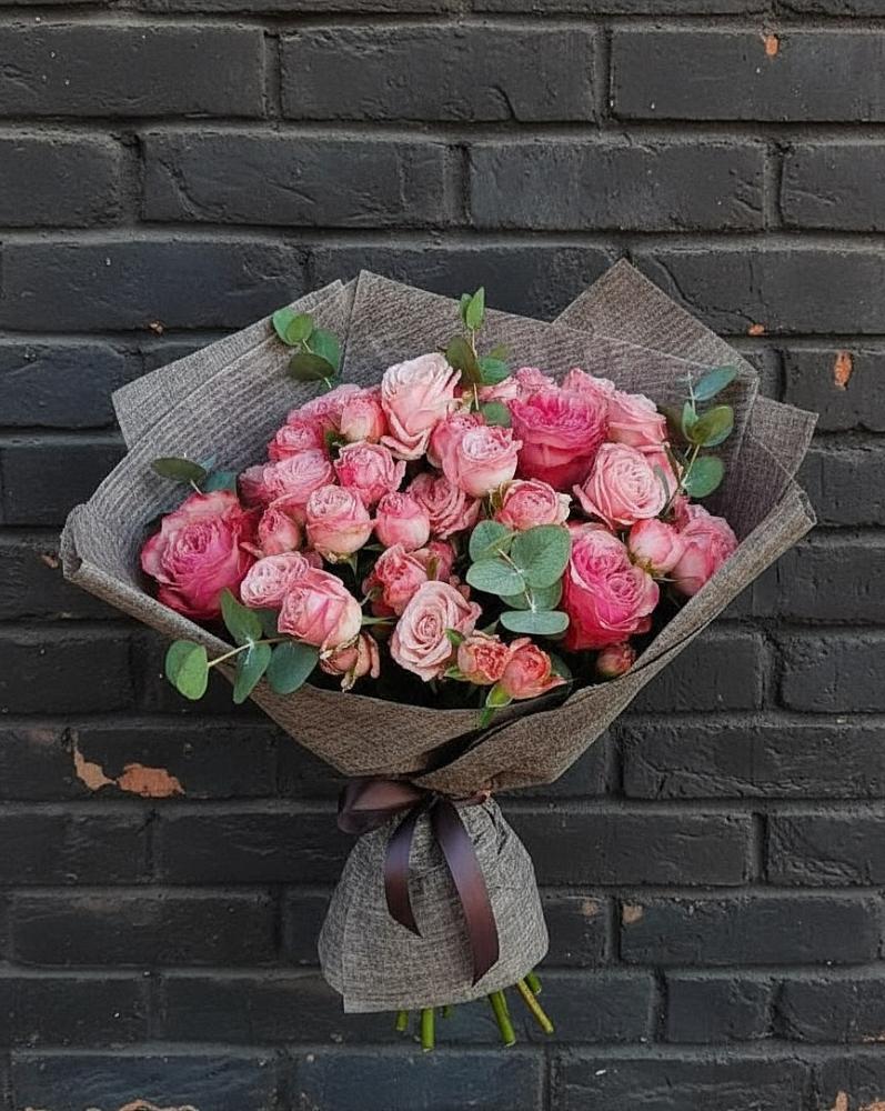 Букет цветов из: Розы в Елизаветинской Краснодарского края