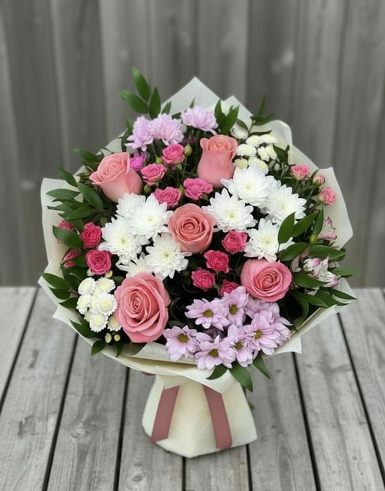 Букет цветов из: Альстромерии, Гвоздики, Розы и Хризантемы в Елизаветинской Краснодарского края
