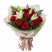 Букет цветов из:  Лилии и Розы в Елизаветинской Краснодарского края