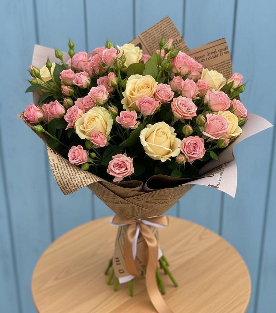 Букет цветов из: Розы в Елизаветинской Краснодарского края