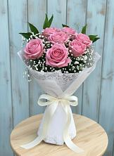 Букет цветов из:  Розы в Елизаветинской Краснодарского края