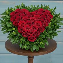 Цветочная композиция из Розы в виде сердца в Елизаветинской Краснодарского края