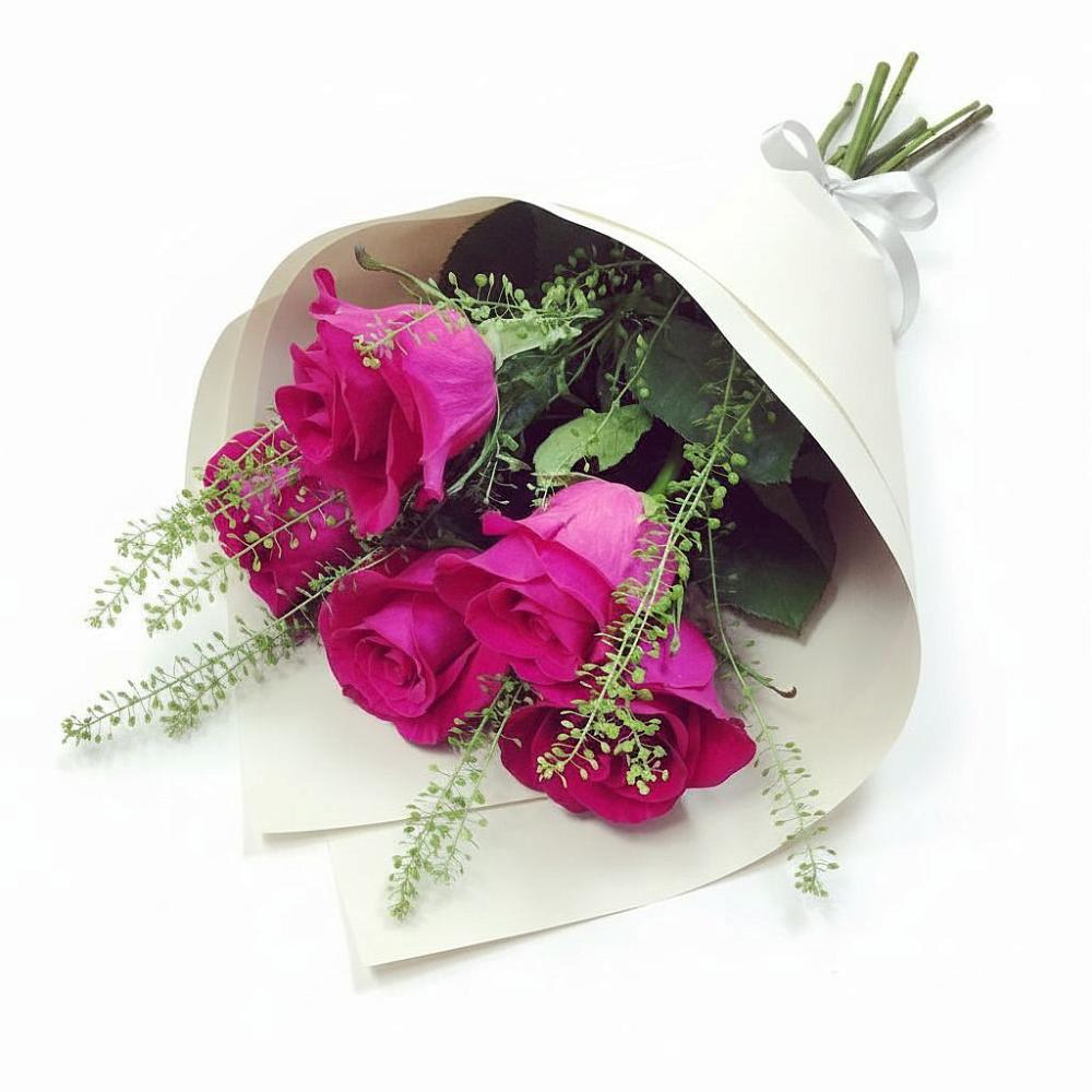 Букет цветов из: Розы в Елизаветинской Краснодарского края