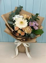 Букет цветов из:  Герберы и Хризантемы в Елизаветинской Краснодарского края