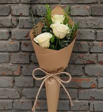 Букет цветов из:  Розы в Елизаветинской Краснодарского края
