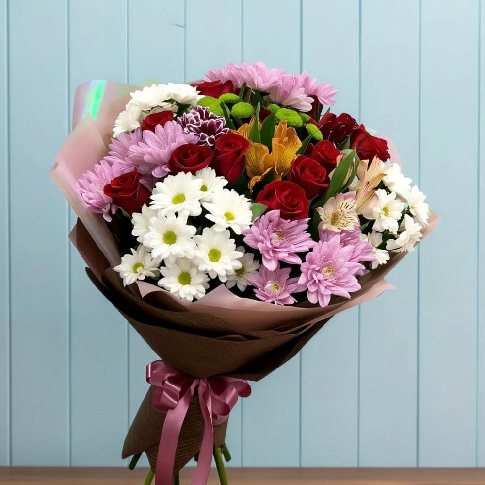 Букет цветов из: Розы, Хризантемы и Альстромерии в Елизаветинской Краснодарского края