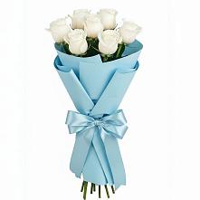 Букет 7 белых роз Проуд в Елизаветинской Краснодарского края