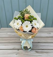 Букет цветов из:  Герберы, Розы и Хризантемы в Елизаветинской Краснодарского края