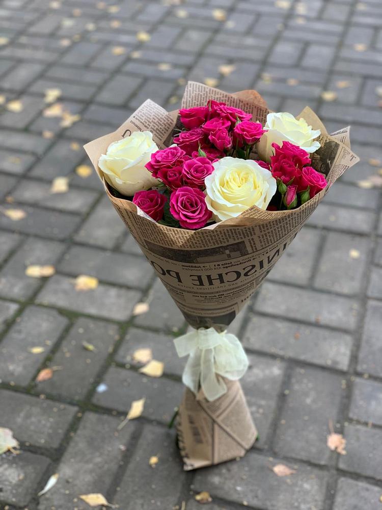 Букет цветов из: Розы в Елизаветинской Краснодарского края