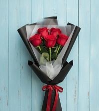 Букет цветов из:  Розы в Елизаветинской Краснодарского края