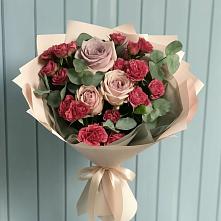 Букет цветов из:  Гвоздики и Розы в Елизаветинской Краснодарского края