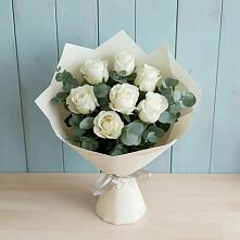 Букет Белые розы в Эвкалипте в Елизаветинской Краснодарского края